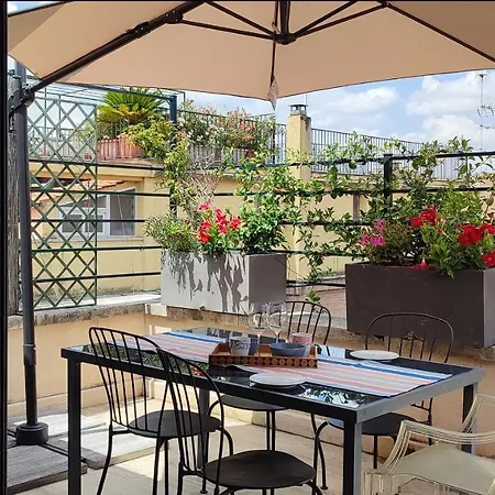 Apartment Favolosa Terrazza Nel Centro Di *